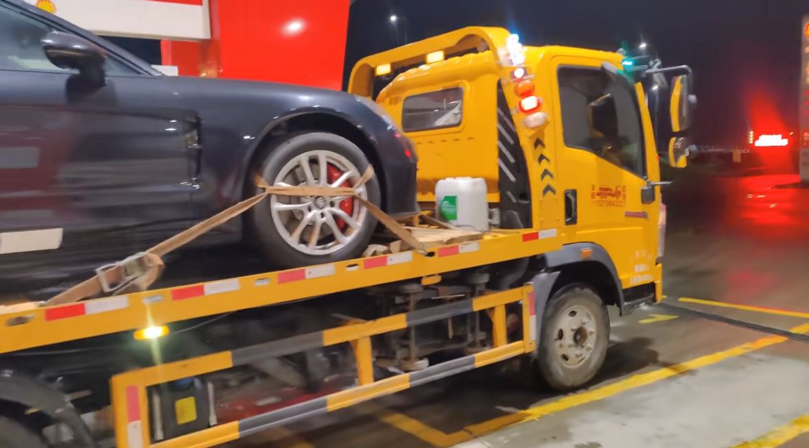 扬州行车途中遇到突发状况该如何呼叫道路救援？